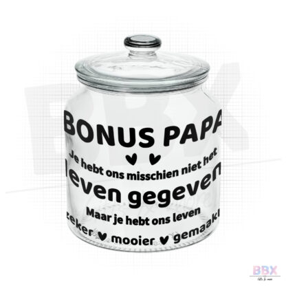 Snoeppot 'Bonus papa je hebt ons misschien niet het leven gegeven maar je hebt ons leven zeker mooier gemaakt' (Zwart) door BBX Gifts & More